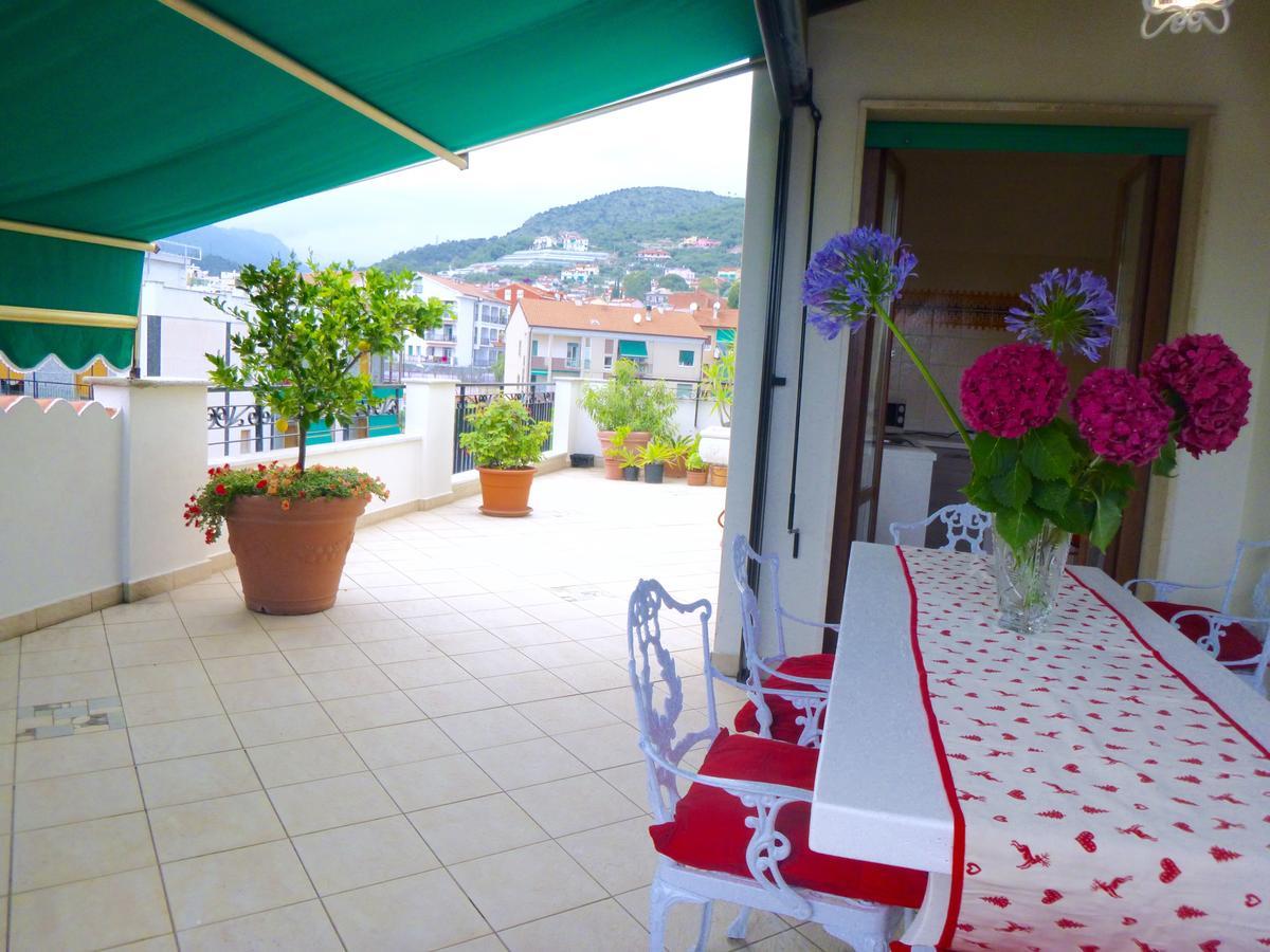 I Love Pietra Ligure Εξωτερικό φωτογραφία